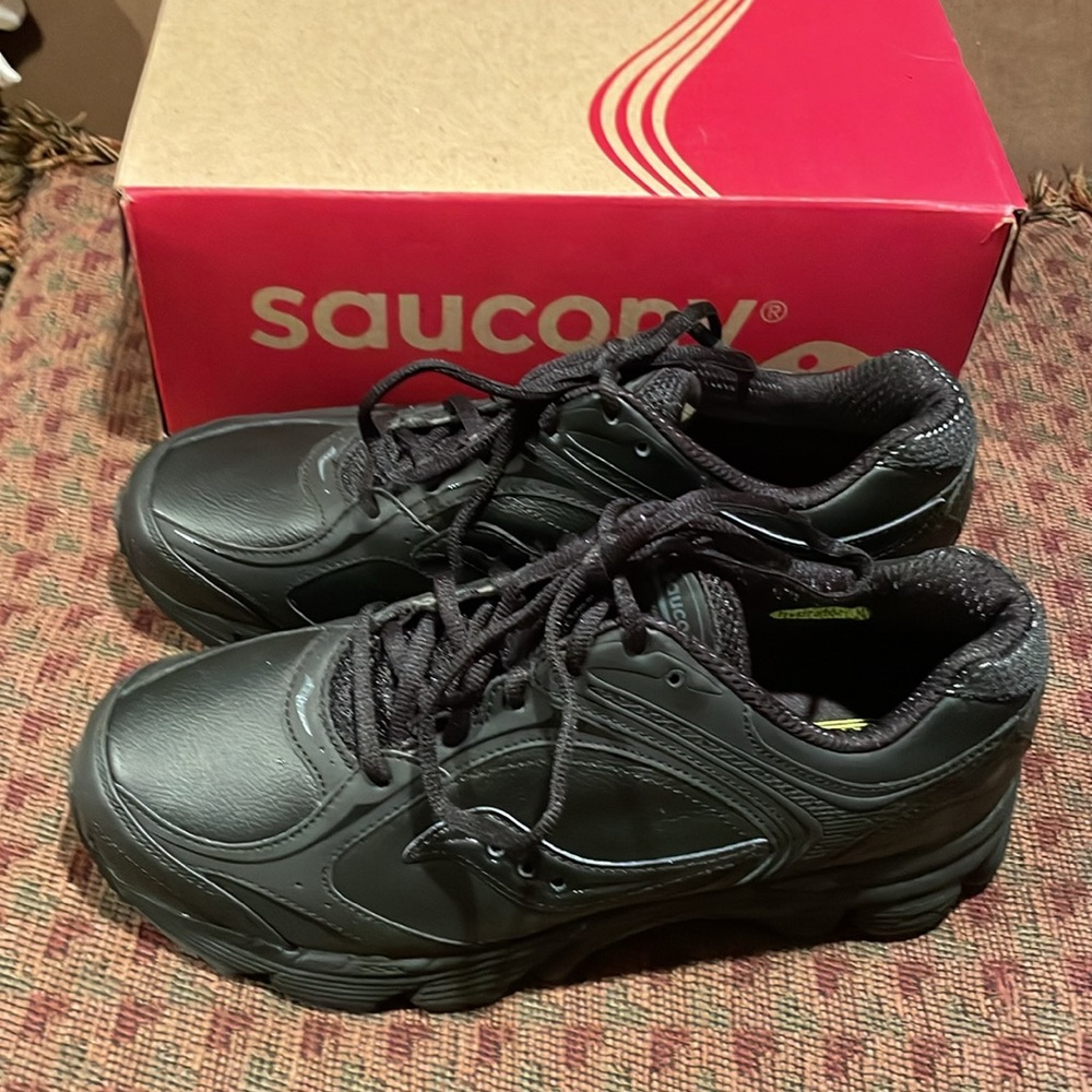 Saucony Women’s Echelon Progrid Shoes Size 11 W